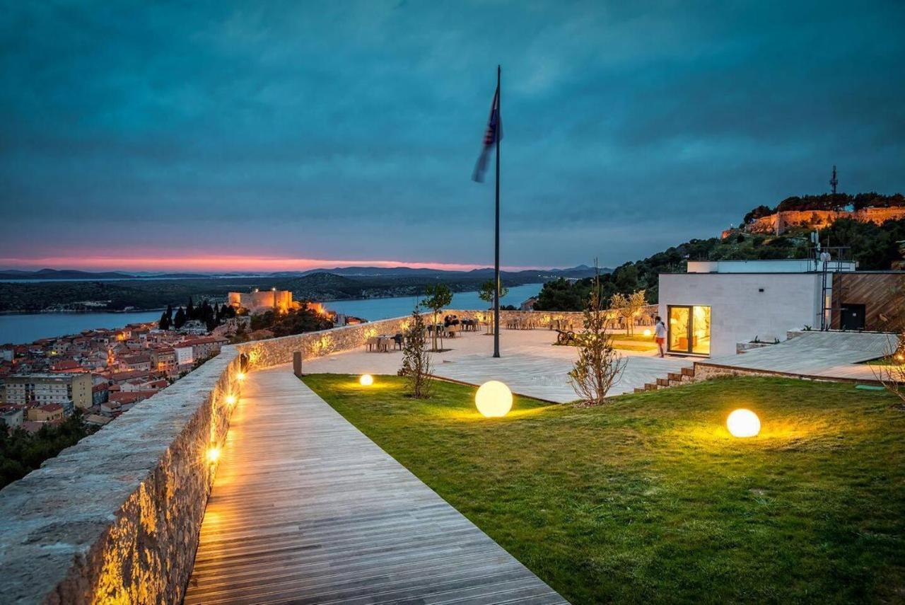Urban Lights Hideaway - City Center Šibenik Exterior foto